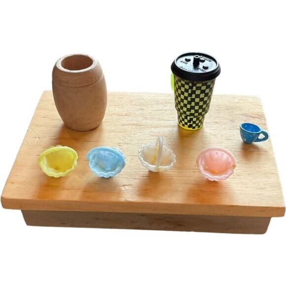 Miniature Dollhouse Table and Cups Baskets - Picture 1 of 6